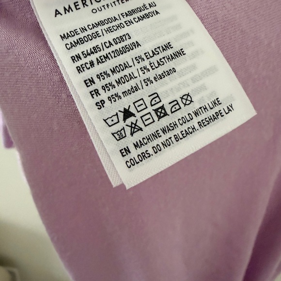 AE SOFT & SEXY VNECK Purple Size S NWT - Picture 5 of 6